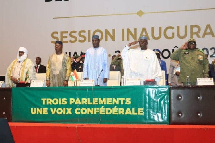 AES : ouverture à Niamey de la session inaugurale du Parlement de la Confédération