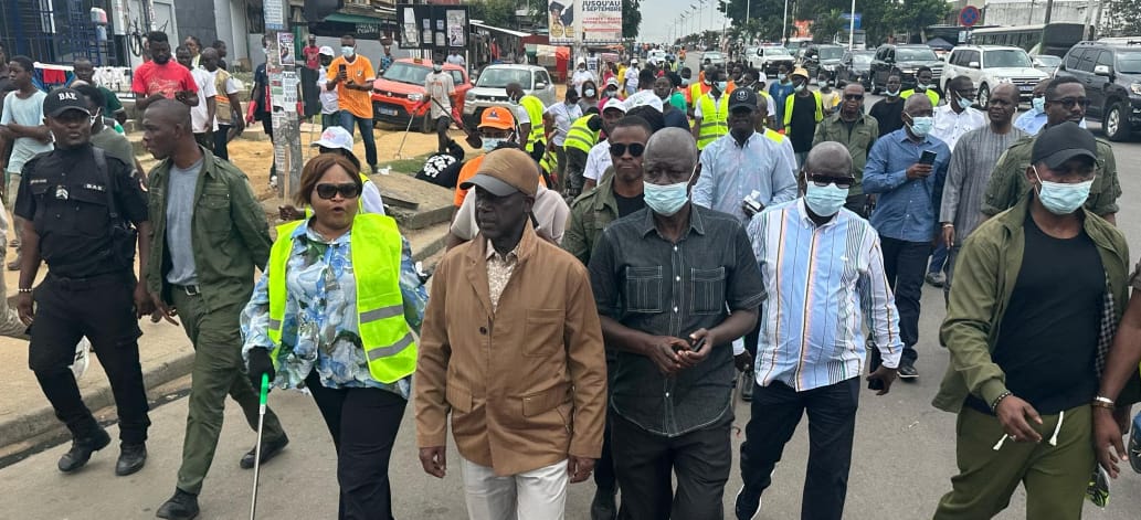 Yopougon / Adama Bictogo lance la grande opération de salubrité à SIDECI