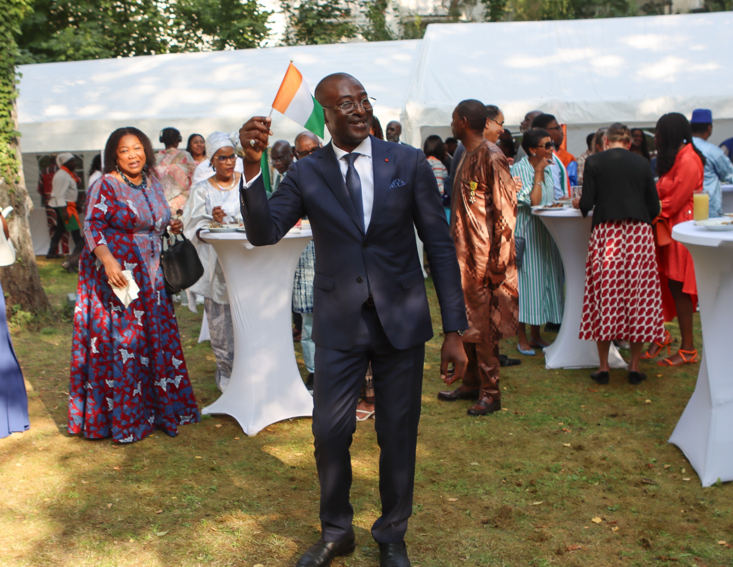Côte d’Ivoire – Allemagne : L’Ambassadeur Azize Diabaté célèbre 65 ans d’indépendance sous le signe de la fraternité et de l’espérance